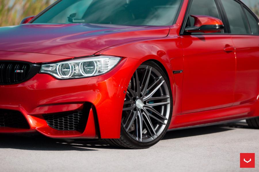 Детали экстерьера BMW M3 Sedan on Vossen Wheels (VFS4) 2017 года  (фото 35 из 53)